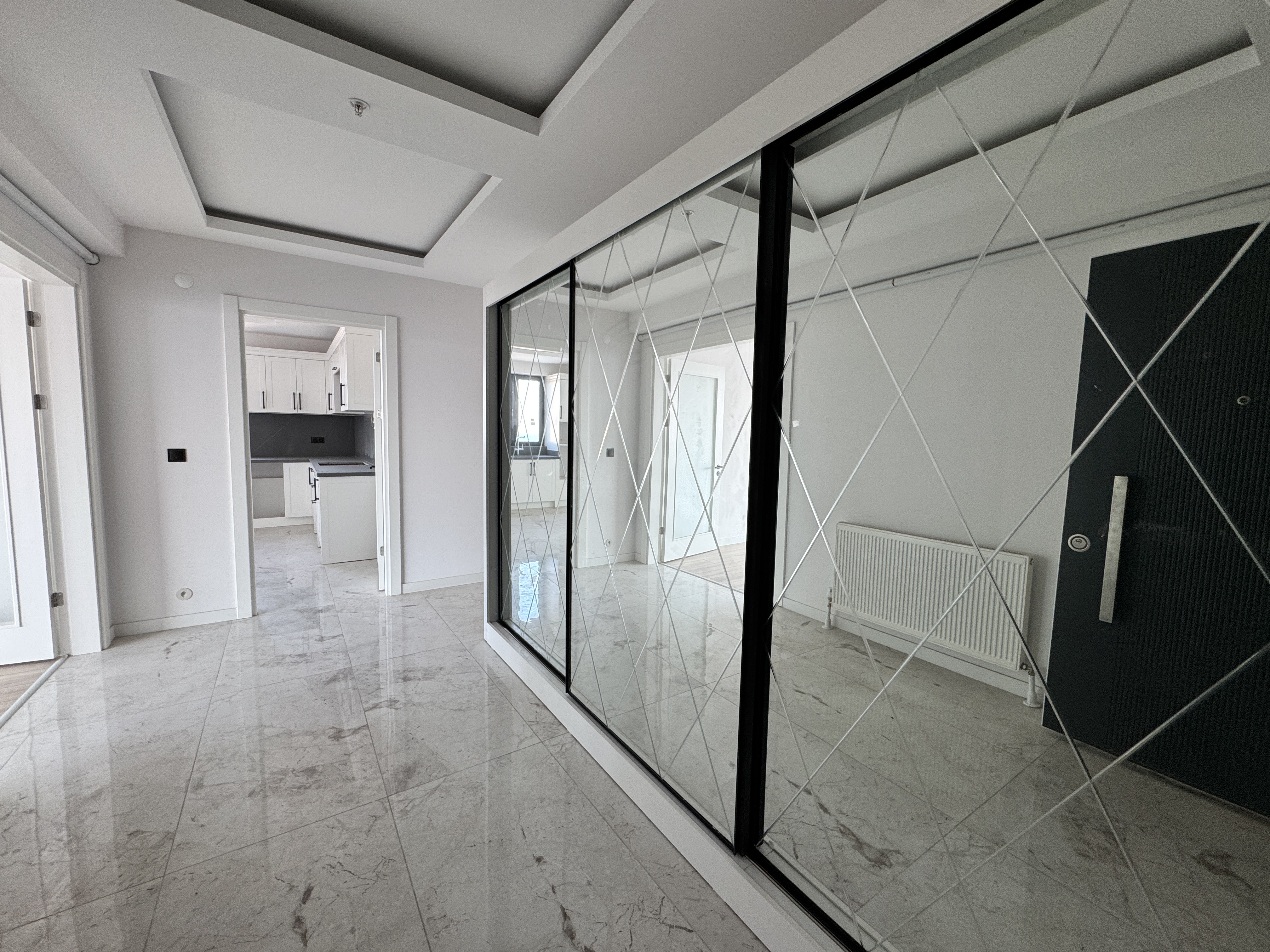 CANİK TÖRE TOWERS'TA ULTRA LÜX 3+1 245 METREKARE DAİRE